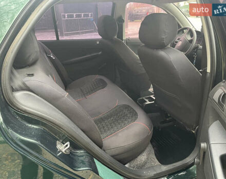 Зеленый Шкода Фабия, объемом двигателя 1.2 л и пробегом 193 тыс. км за 2700 $, фото 8 на Automoto.ua