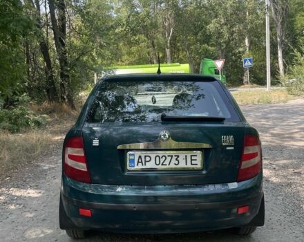 Зеленый Шкода Фабия, объемом двигателя 1.2 л и пробегом 208 тыс. км за 3650 $, фото 5 на Automoto.ua