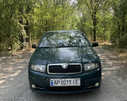 Зеленый Шкода Фабия, объемом двигателя 1.2 л и пробегом 208 тыс. км за 3650 $, фото 1 на Automoto.ua