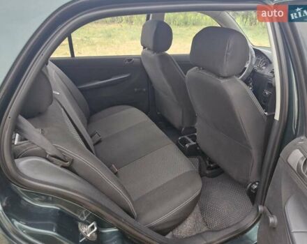 Зелений Шкода Фабія, об'ємом двигуна 1.2 л та пробігом 210 тис. км за 3300 $, фото 6 на Automoto.ua