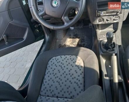 Зелений Шкода Фабія, об'ємом двигуна 1.2 л та пробігом 220 тис. км за 3100 $, фото 4 на Automoto.ua