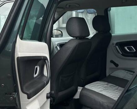 Зеленый Шкода Фабия, объемом двигателя 1.39 л и пробегом 225 тыс. км за 5200 $, фото 40 на Automoto.ua