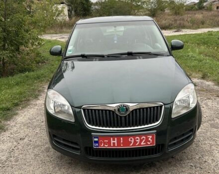 Зеленый Шкода Фабия, объемом двигателя 1.4 л и пробегом 225 тыс. км за 5350 $, фото 1 на Automoto.ua