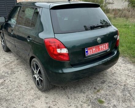 Зеленый Шкода Фабия, объемом двигателя 1.4 л и пробегом 225 тыс. км за 5350 $, фото 3 на Automoto.ua