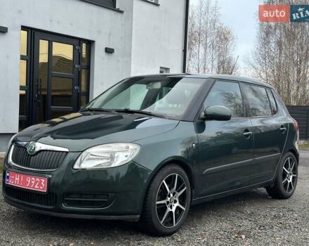Зеленый Шкода Фабия, объемом двигателя 1.39 л и пробегом 225 тыс. км за 5200 $, фото 7 на Automoto.ua