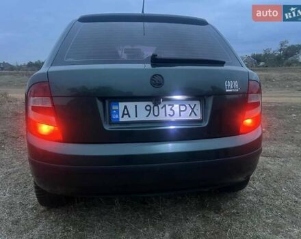 Зелений Шкода Фабія, об'ємом двигуна 1.2 л та пробігом 320 тис. км за 3300 $, фото 2 на Automoto.ua