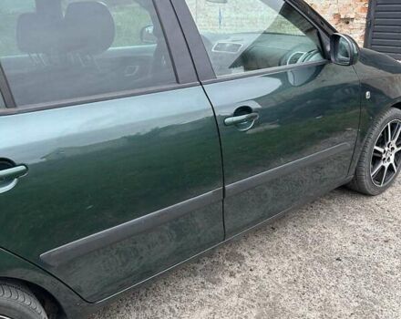 Зеленый Шкода Фабия, объемом двигателя 1.39 л и пробегом 224 тыс. км за 5350 $, фото 7 на Automoto.ua