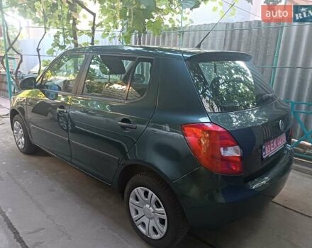 Зеленый Шкода Фабия, объемом двигателя 1.39 л и пробегом 136 тыс. км за 5400 $, фото 4 на Automoto.ua