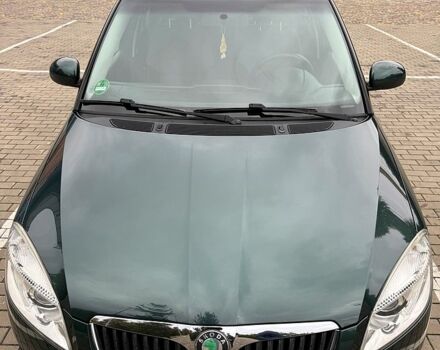 Зеленый Шкода Фабия, объемом двигателя 1.6 л и пробегом 226 тыс. км за 5850 $, фото 3 на Automoto.ua