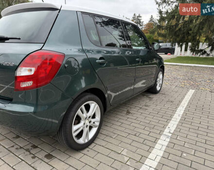 Зеленый Шкода Фабия, объемом двигателя 1.6 л и пробегом 226 тыс. км за 6300 $, фото 8 на Automoto.ua