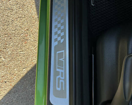 Зеленый Шкода Фабия, объемом двигателя 1.39 л и пробегом 229 тыс. км за 8800 $, фото 5 на Automoto.ua