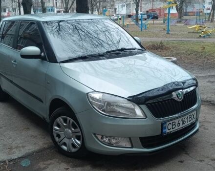 Шкода Фабия 2010 в Чернигове на Automoto.ua Зеленый Шкода Фабия, объемом двигателя 1.4 л и пробегом 275 тыс. км за 4400 $, фото 2 на Automoto.ua