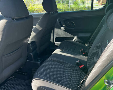 Зеленый Шкода Фабия, объемом двигателя 1.39 л и пробегом 229 тыс. км за 8800 $, фото 23 на Automoto.ua