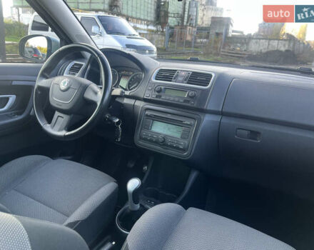 Шкода Фабія 2010 у Ахтырке на Automoto.ua Зелений Шкода Фабія, об'ємом двигуна 1.6 л та пробігом 205 тис. км за 6450 $, фото 47 на Automoto.ua