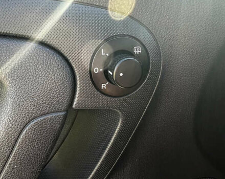 Зеленый Шкода Фабия, объемом двигателя 1.39 л и пробегом 229 тыс. км за 8800 $, фото 16 на Automoto.ua