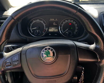 Зеленый Шкода Фабия, объемом двигателя 1.39 л и пробегом 229 тыс. км за 8800 $, фото 11 на Automoto.ua