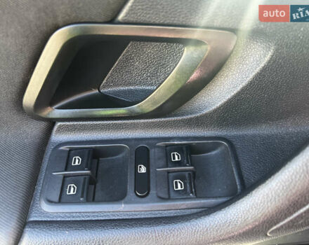 Зеленый Шкода Фабия, объемом двигателя 1.39 л и пробегом 229 тыс. км за 8800 $, фото 18 на Automoto.ua