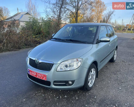 Шкода Фабія 2010 у Ахтырке на Automoto.ua Зелений Шкода Фабія, об'ємом двигуна 1.6 л та пробігом 205 тис. км за 6450 $, фото 1 на Automoto.ua