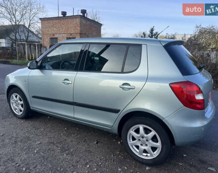 Шкода Фабія 2010 у Ахтырке на Automoto.ua Зелений Шкода Фабія, об'ємом двигуна 1.6 л та пробігом 205 тис. км за 6450 $, фото 17 на Automoto.ua