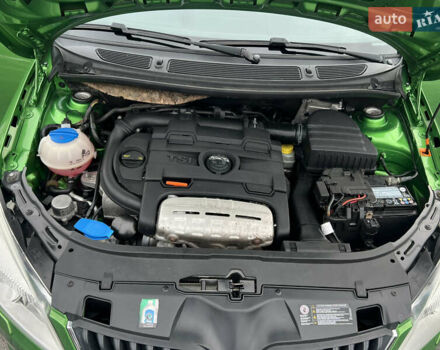 Зеленый Шкода Фабия, объемом двигателя 1.4 л и пробегом 144 тыс. км за 9200 $, фото 104 на Automoto.ua