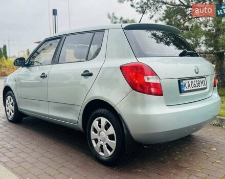 Зеленый Шкода Фабия, объемом двигателя 1.2 л и пробегом 67 тыс. км за 5300 $, фото 3 на Automoto.ua