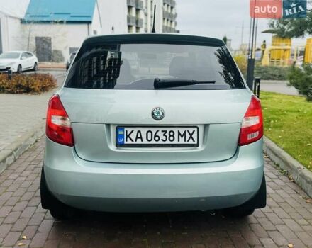 Зеленый Шкода Фабия, объемом двигателя 1.2 л и пробегом 67 тыс. км за 5300 $, фото 4 на Automoto.ua