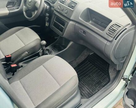 Зеленый Шкода Фабия, объемом двигателя 1.2 л и пробегом 67 тыс. км за 5300 $, фото 8 на Automoto.ua