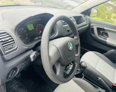 Зеленый Шкода Фабия, объемом двигателя 1.2 л и пробегом 67 тыс. км за 5300 $, фото 11 на Automoto.ua