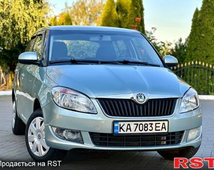 Зелений Шкода Фабія, об'ємом двигуна 1.4 л та пробігом 176 тис. км за 4999 $, фото 3 на Automoto.ua