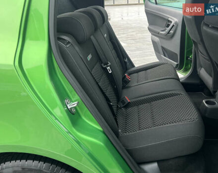 Зелений Шкода Фабія, об'ємом двигуна 1.4 л та пробігом 144 тис. км за 8950 $, фото 73 на Automoto.ua