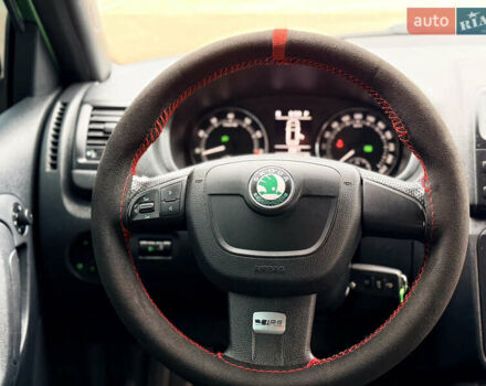 Зелений Шкода Фабія, об'ємом двигуна 1.4 л та пробігом 194 тис. км за 9800 $, фото 38 на Automoto.ua