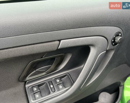 Зеленый Шкода Фабия, объемом двигателя 1.4 л и пробегом 144 тыс. км за 9200 $, фото 52 на Automoto.ua