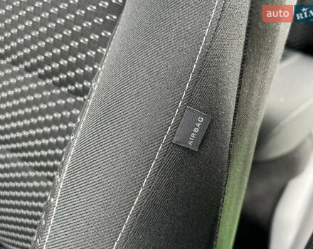 Зеленый Шкода Фабия, объемом двигателя 1.4 л и пробегом 144 тыс. км за 9200 $, фото 62 на Automoto.ua