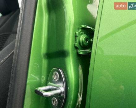 Зеленый Шкода Фабия, объемом двигателя 1.4 л и пробегом 144 тыс. км за 9200 $, фото 96 на Automoto.ua