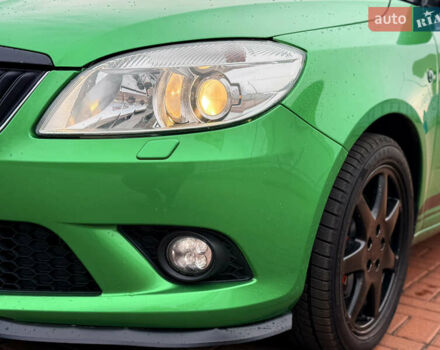 Зелений Шкода Фабія, об'ємом двигуна 1.4 л та пробігом 194 тис. км за 9800 $, фото 22 на Automoto.ua