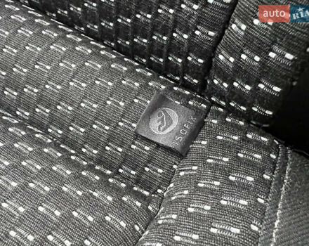 Зеленый Шкода Фабия, объемом двигателя 1.4 л и пробегом 144 тыс. км за 9200 $, фото 60 на Automoto.ua