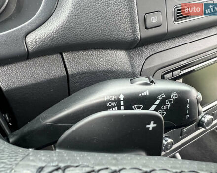 Зеленый Шкода Фабия, объемом двигателя 1.4 л и пробегом 144 тыс. км за 9200 $, фото 45 на Automoto.ua