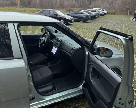 Зелений Шкода Фабія, об'ємом двигуна 1.4 л та пробігом 186 тис. км за 5500 $, фото 22 на Automoto.ua