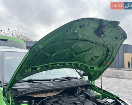 Зеленый Шкода Фабия, объемом двигателя 1.4 л и пробегом 144 тыс. км за 9200 $, фото 114 на Automoto.ua