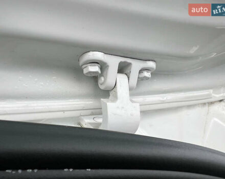 Зеленый Шкода Фабия, объемом двигателя 1.4 л и пробегом 144 тыс. км за 9200 $, фото 87 на Automoto.ua