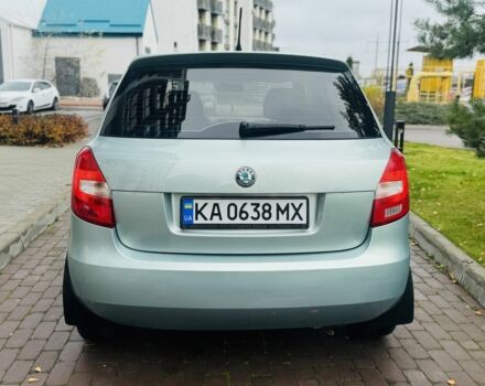 Зеленый Шкода Фабия, объемом двигателя 1.2 л и пробегом 67 тыс. км за 5300 $, фото 4 на Automoto.ua