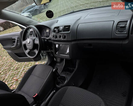 Зелений Шкода Фабія, об'ємом двигуна 1.4 л та пробігом 186 тис. км за 5500 $, фото 11 на Automoto.ua