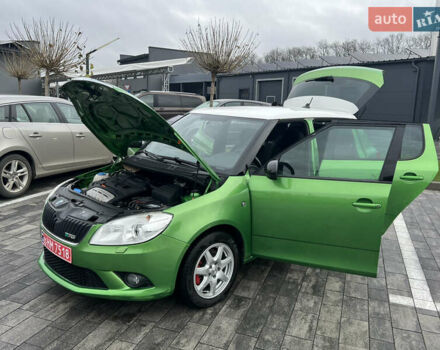 Зеленый Шкода Фабия, объемом двигателя 1.4 л и пробегом 144 тыс. км за 9200 $, фото 100 на Automoto.ua