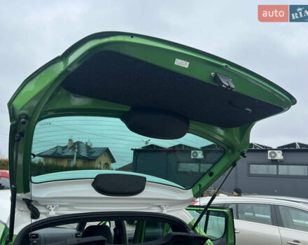 Зеленый Шкода Фабия, объемом двигателя 1.4 л и пробегом 144 тыс. км за 9200 $, фото 77 на Automoto.ua