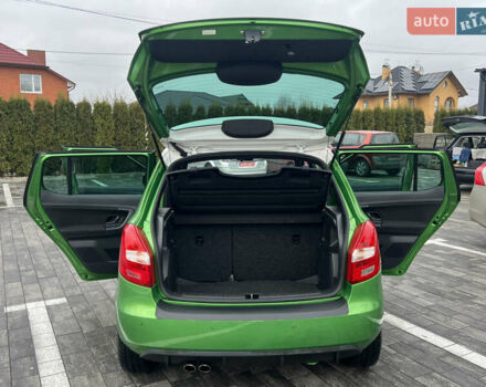 Зеленый Шкода Фабия, объемом двигателя 1.4 л и пробегом 144 тыс. км за 9200 $, фото 76 на Automoto.ua
