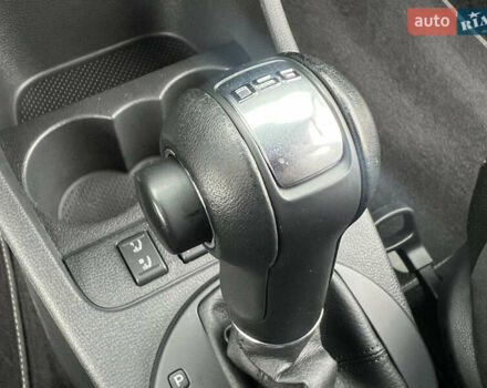 Зеленый Шкода Фабия, объемом двигателя 1.4 л и пробегом 144 тыс. км за 9200 $, фото 49 на Automoto.ua