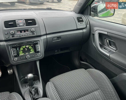 Зеленый Шкода Фабия, объемом двигателя 1.4 л и пробегом 144 тыс. км за 9200 $, фото 120 на Automoto.ua