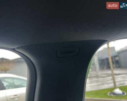 Зеленый Шкода Фабия, объемом двигателя 1.4 л и пробегом 144 тыс. км за 9200 $, фото 46 на Automoto.ua