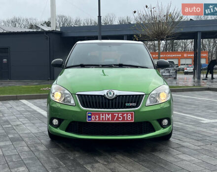 Зеленый Шкода Фабия, объемом двигателя 1.4 л и пробегом 144 тыс. км за 9200 $, фото 21 на Automoto.ua