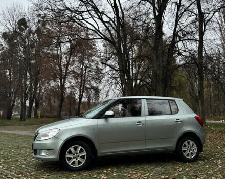 Зелений Шкода Фабія, об'ємом двигуна 1.4 л та пробігом 186 тис. км за 5500 $, фото 5 на Automoto.ua